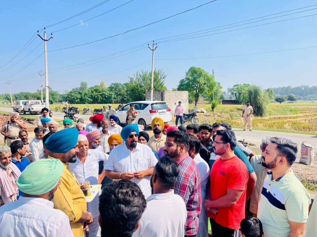 ਐਮਐਲਏ ਕੁਲਜੀਤ ਸਿੰਘ ਰੰਧਾਵਾ ਵੱਲੋਂ ਡੇਰਾਬੱਸੀ ਹਲਕੇ ਦੇ 13 ਪਿੰਡਾਂ ਵਿੱਚ 9850 ਲੱਖ ਦੀ ਰੁਪਏ ਲਾਗਤ ਨਾਲ ਵਿਕਾਸ ਕਾਰਜਾਂ ਦੀ ਸ਼ੁਰੂਆਤ